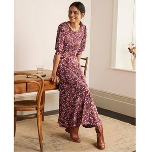 ✨ Boden Caitlin Midi Dress ✨